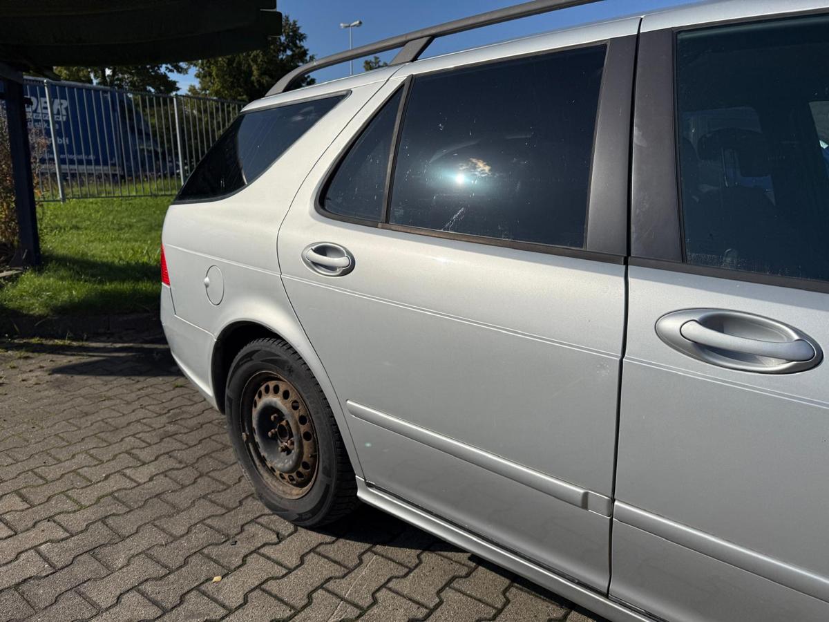 Saab 9-5 original Tür hinten rechts Silber SportCombi Rohbau BJ07